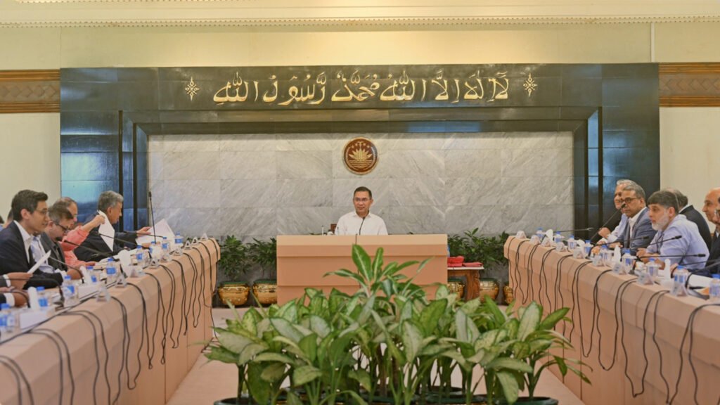 DSJ PhotoCard April 4