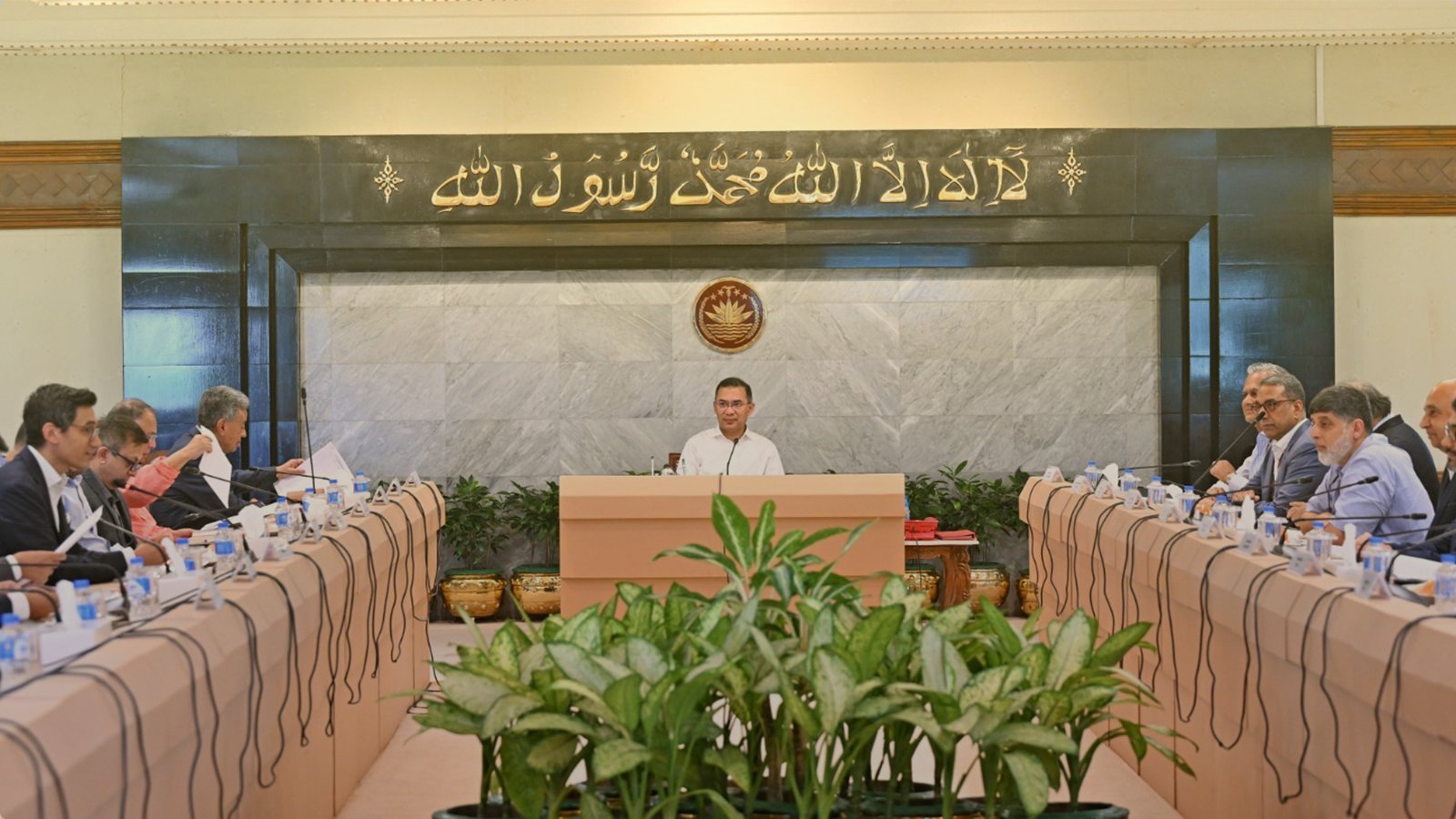 DSJ PhotoCard April 4